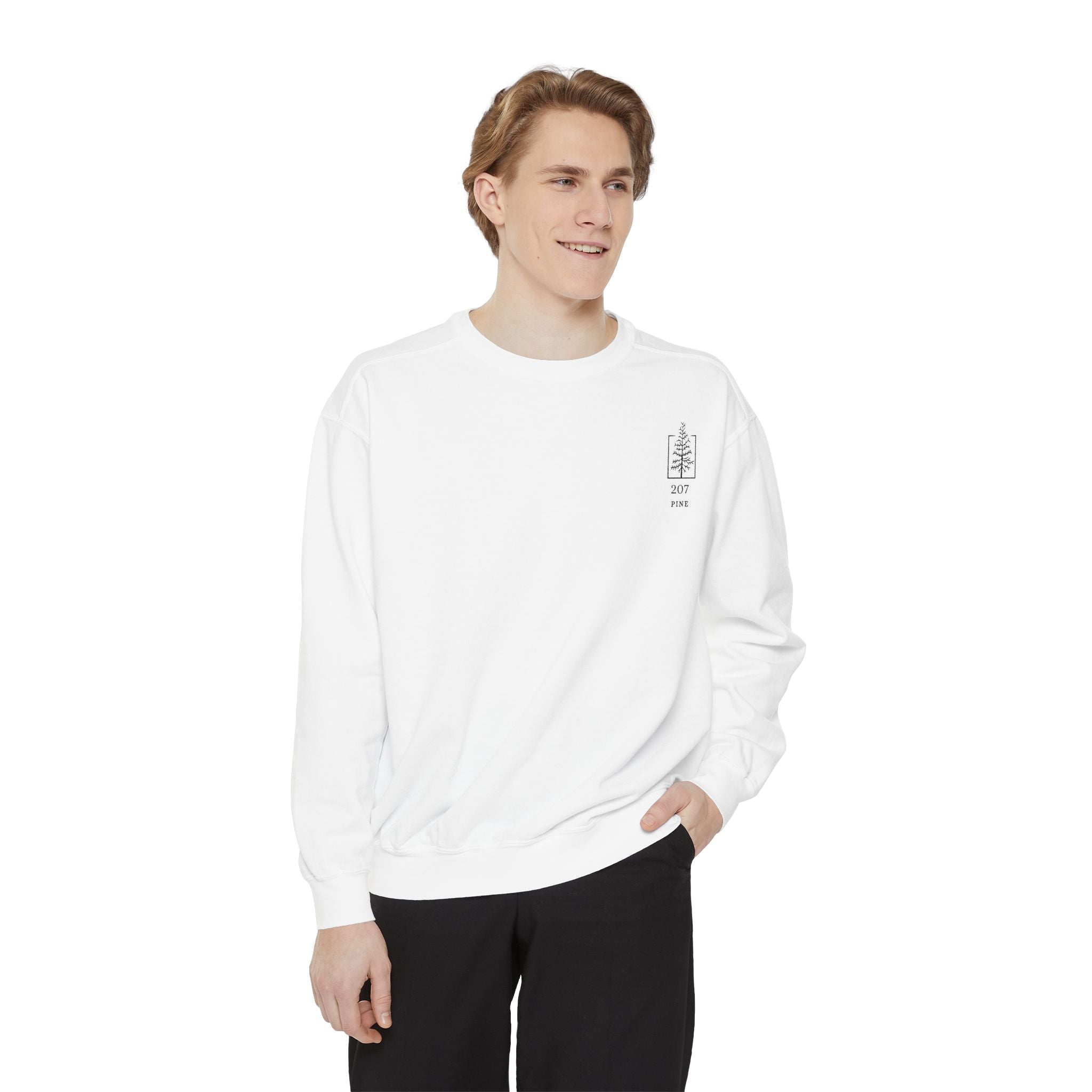 207 Pine Moose Unisex Crew Neck